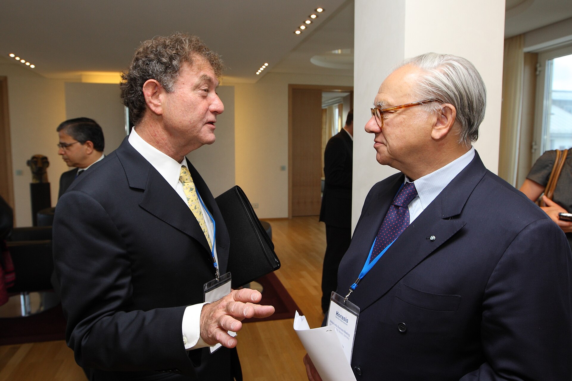 Alan Hassenfeld, Chairman, Hasbro, in discussion with Hubert Burda, Chairman, Hubert Burda Media, at the Horasis Global 