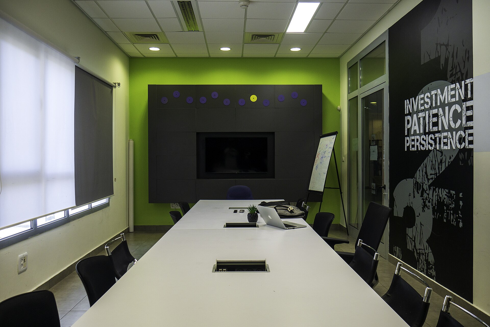 HUB Ashdod accelerator meeting room at Kivunim Youth Centre